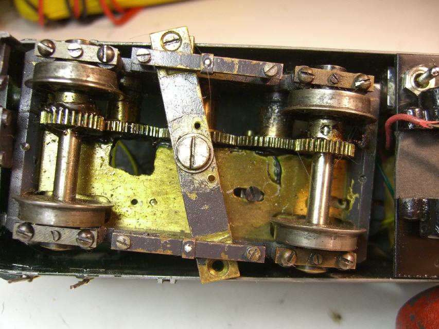 �die professionell hergestellten Drehgestelle mit HSS Achsen und Broncelagern, sehen schlecht aus�